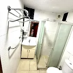 Cesi Hotel *