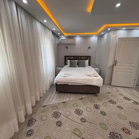 Cesi Hotel