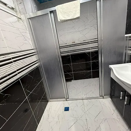 Hotel Cesi