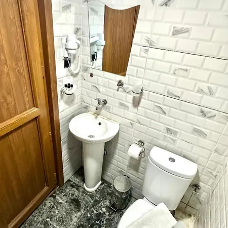 Cesi Hotel
