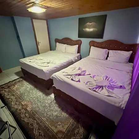 Cesi Hotel