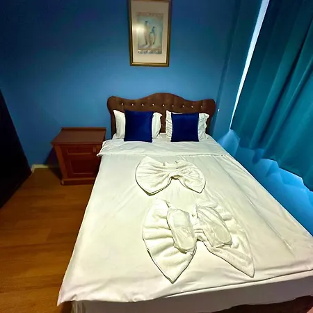 Hotel Cesi *