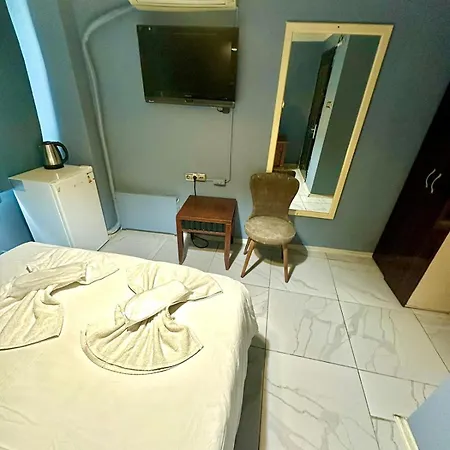 Hotel Cesi