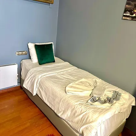 Cesi * Istanbulská provincie