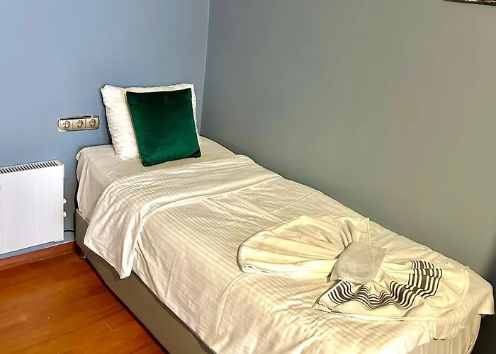 Cesi * Κωνσταντινούπολη